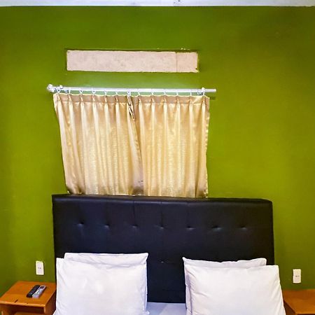 Reddoorz At Sentosa Jaya Helvetia Hotel Medan Ngoại thất bức ảnh