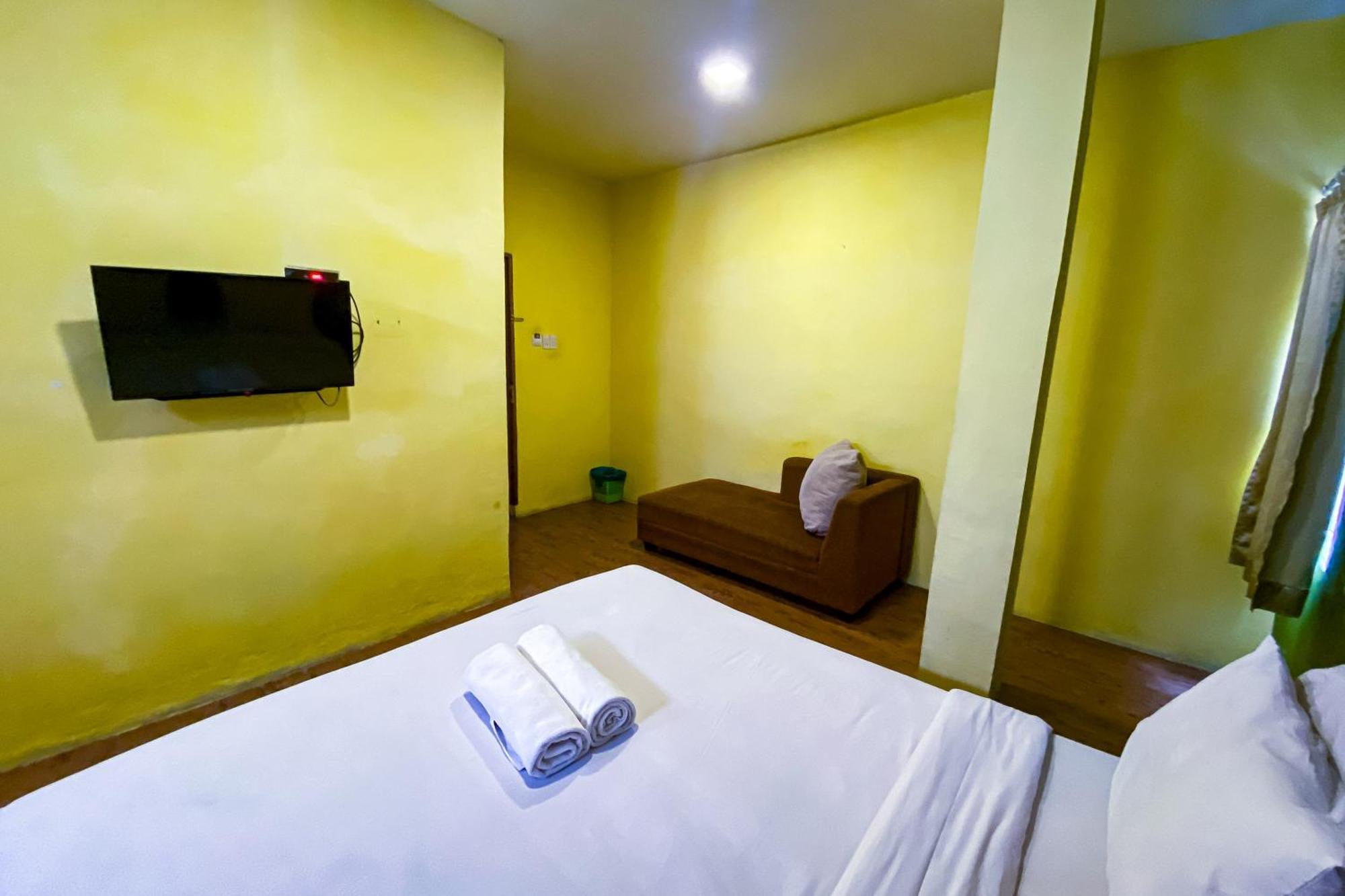 Reddoorz At Sentosa Jaya Helvetia Hotel Medan Ngoại thất bức ảnh