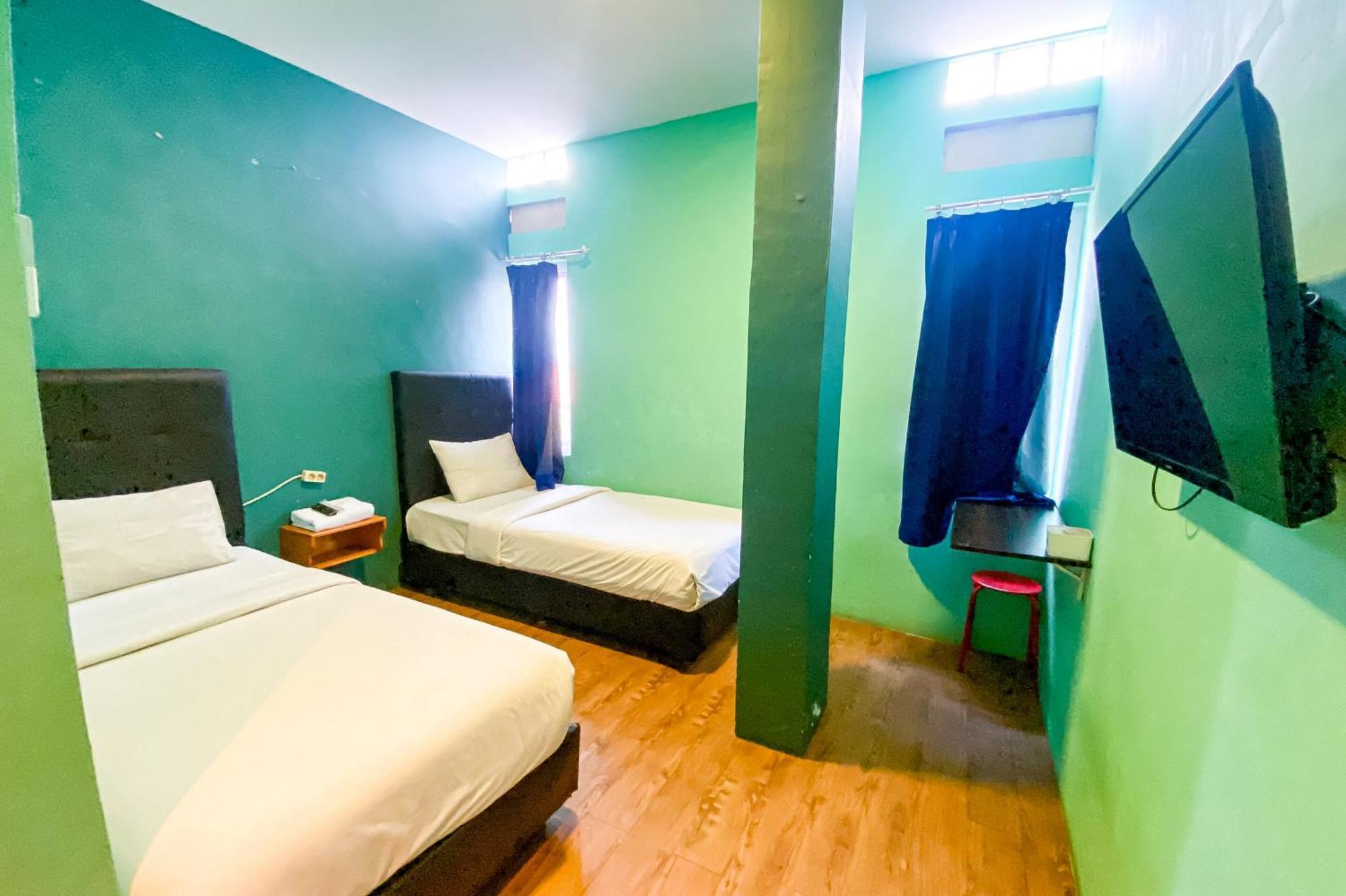 Reddoorz At Sentosa Jaya Helvetia Hotel Medan Ngoại thất bức ảnh