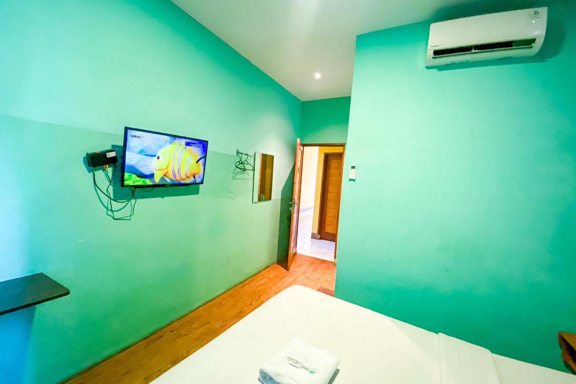 Reddoorz At Sentosa Jaya Helvetia Hotel Medan Ngoại thất bức ảnh