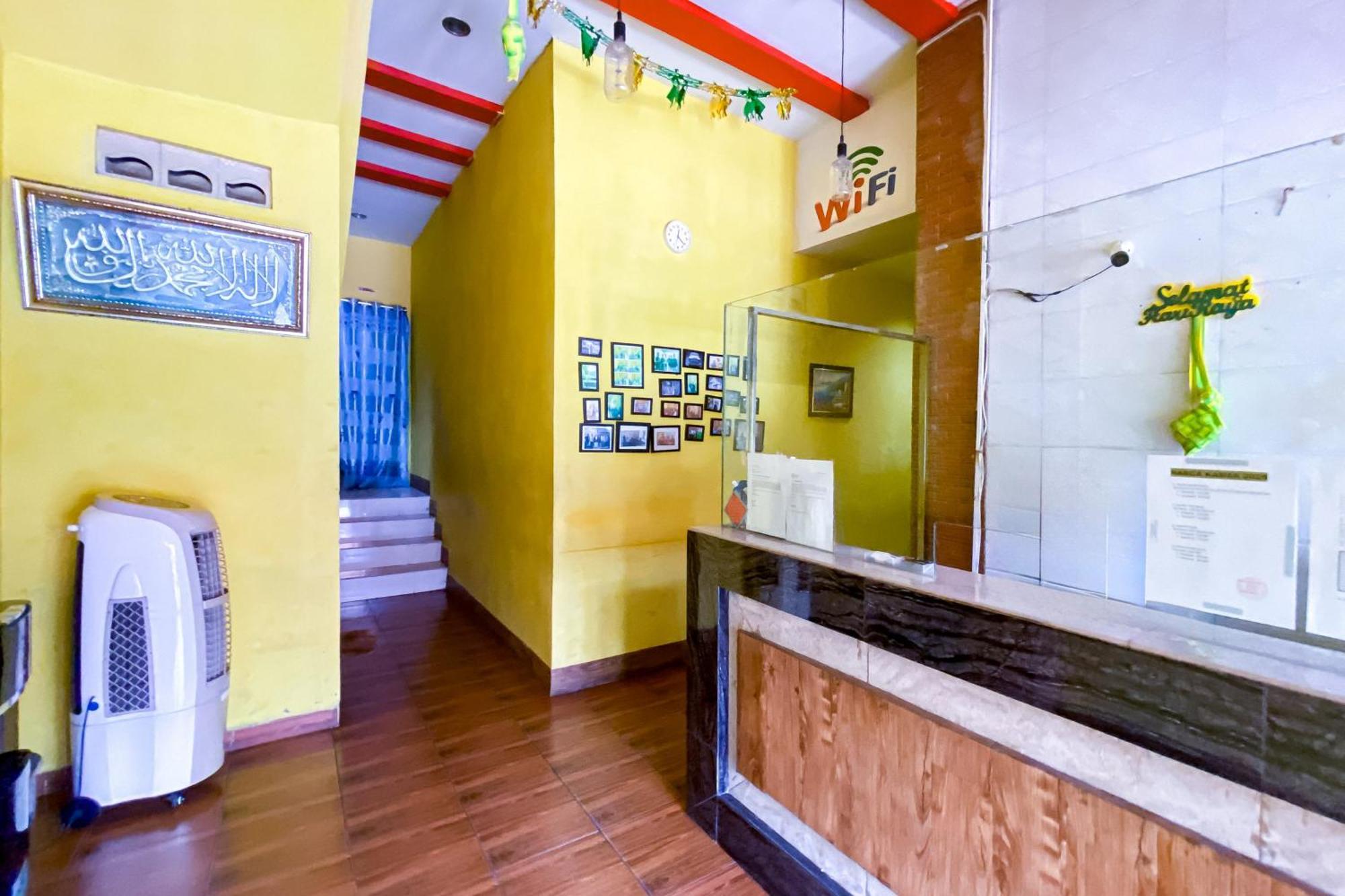 Reddoorz At Sentosa Jaya Helvetia Hotel Medan Ngoại thất bức ảnh