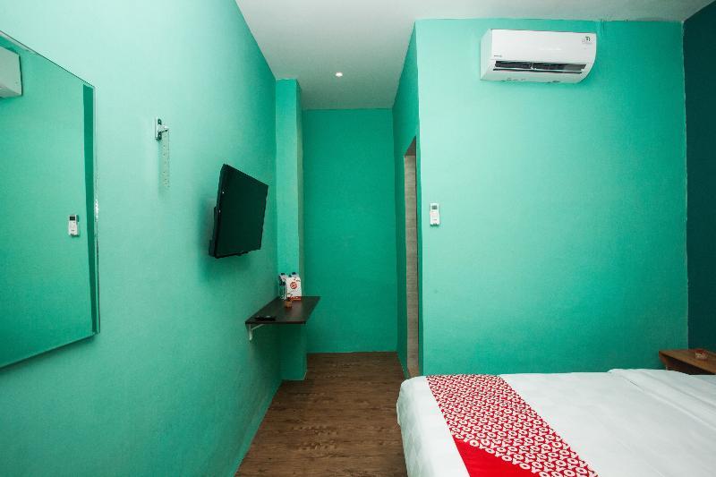 Reddoorz At Sentosa Jaya Helvetia Hotel Medan Ngoại thất bức ảnh